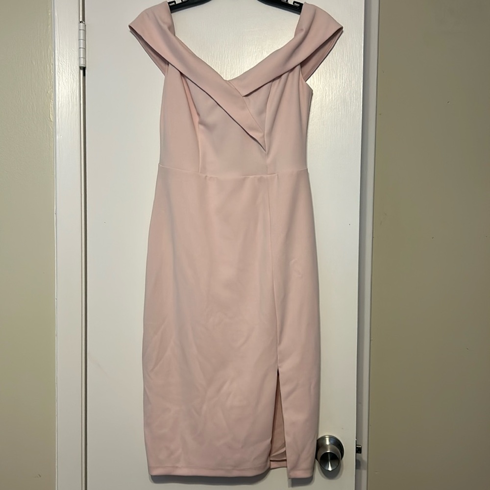 Off the shoulder pink dress size 4